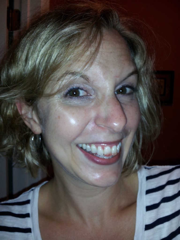 You have lipstick on your teeth @meredithspidel