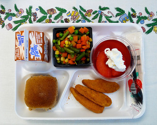 These solutions for reforming school lunch programs might just be the right thing to get your child's education back on track