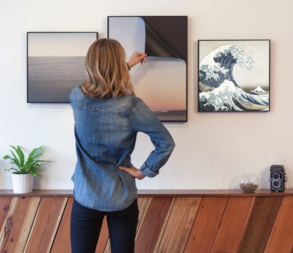 All the easy-peasy changing of wall heart is yours for the taking with this genius solution! Take your pics and display them for everyone to see--until you take the next great shot!