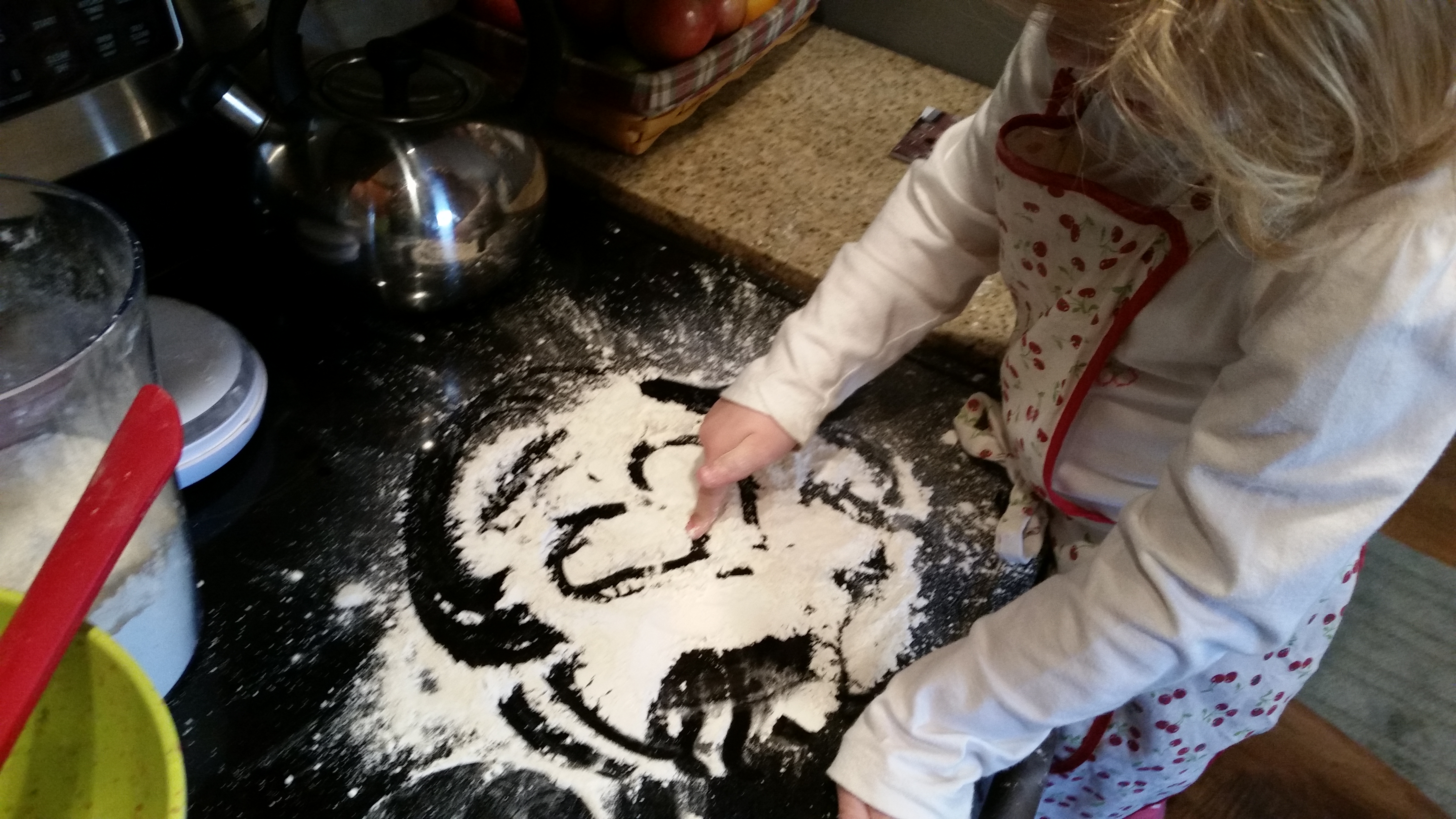 Christmas cookie baking? Sometimes making messes in the kitchen is worth it...so very worth it! Memories, fun, and special family time? Here is how to make it a win for everyone!