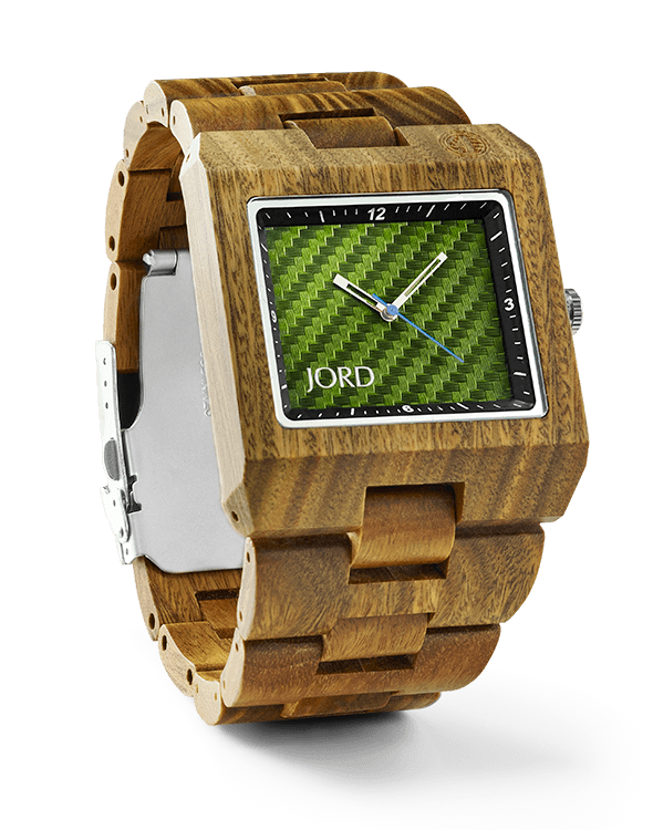 Have a jewelry lover in your life but aren't sure what to get her? This is such a unique, special idea and she will LOVE it! Check it out and get ready for some major thanks! This wooden watch is GORGEOUS!