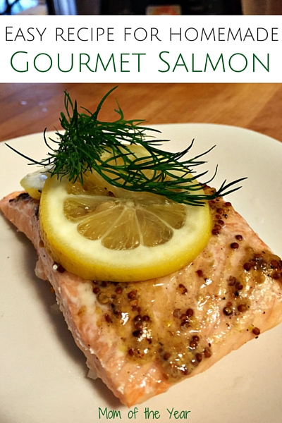 Looking for a quick, healthy crockpot meal for your family? This slow cooker poached salmon recipe is simple way to serve a delicious family dinner--prep time under 30 minutes! Plus, check this trick for getting your kids to fall in love with salmon--it's a win!