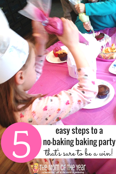 Looking for the perfect DIY kids' birthday idea? Try this no-baking baking party that's sure to be a win--and with these easy-to-follow how-to steps, way easier than you might think! I LOVE this chef craft idea!