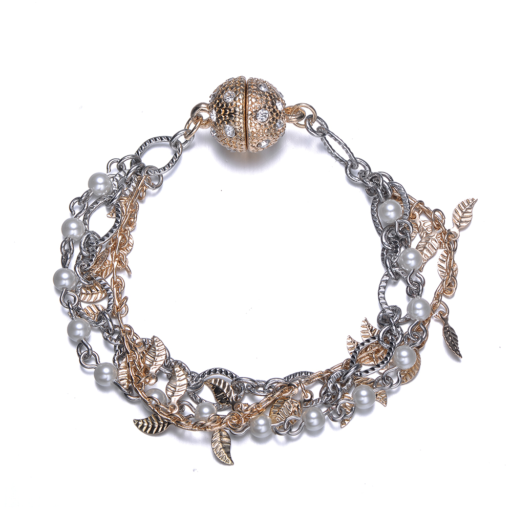 On the hunt for a gift mom will REALLY appreciate? No worries! Here's the list of the top 12 best Mother's Day gifts that the ladies in your life will be tickled to receive! Thoughtful, creative, and something for every budget--I would never have thought of number 8 or 9!