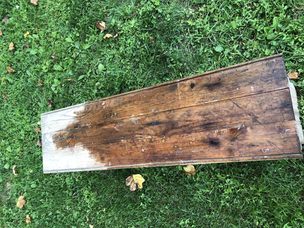 Want to preserve an old piece of furnture? Following this simple and smart DIY how-to to stain and seal wood so it will last! These steps are so clear, and I would never have know the trick to the poly coat!