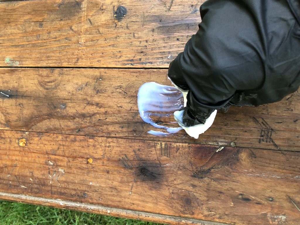 Want to preserve an old piece of furnture? Following this simple and smart DIY how-to to stain and seal wood so it will last! These steps are so clear, and I would never have know the trick to the poly coat!