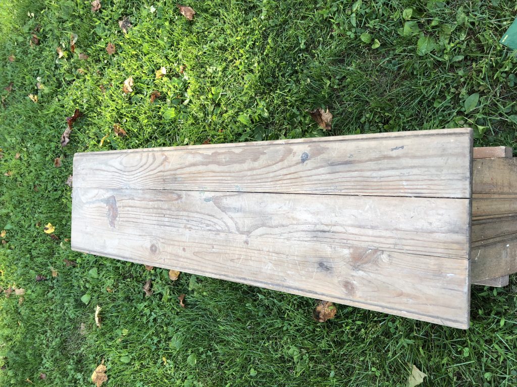 Want to preserve an old piece of furnture? Following this simple and smart DIY how-to to stain and seal wood so it will last! These steps are so clear, and I would never have know the trick to the poly coat!