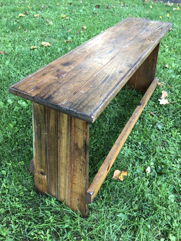 Want to preserve an old piece of furnture? Following this simple and smart DIY how-to to stain and seal wood so it will last! These steps are so clear, and I would never have know the trick to the poly coat!