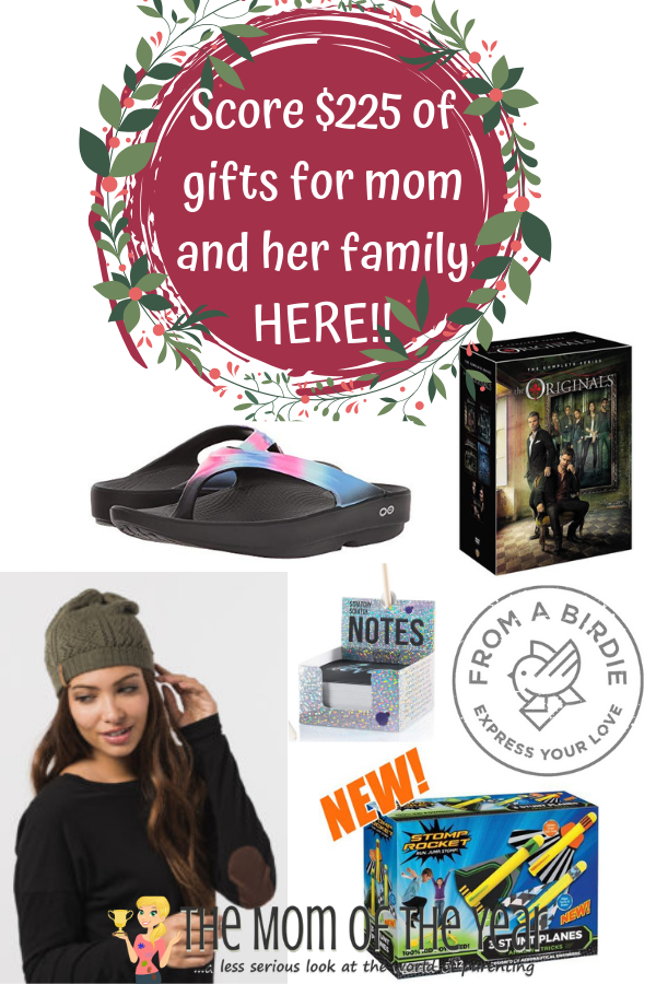 Know a mom who is stressed out? Check this genius list of the 12 best gifts for the overwhelmed mom and be gift giver of the year! She will swoon over all of these options, I promise! #7 is my personal favorite :)